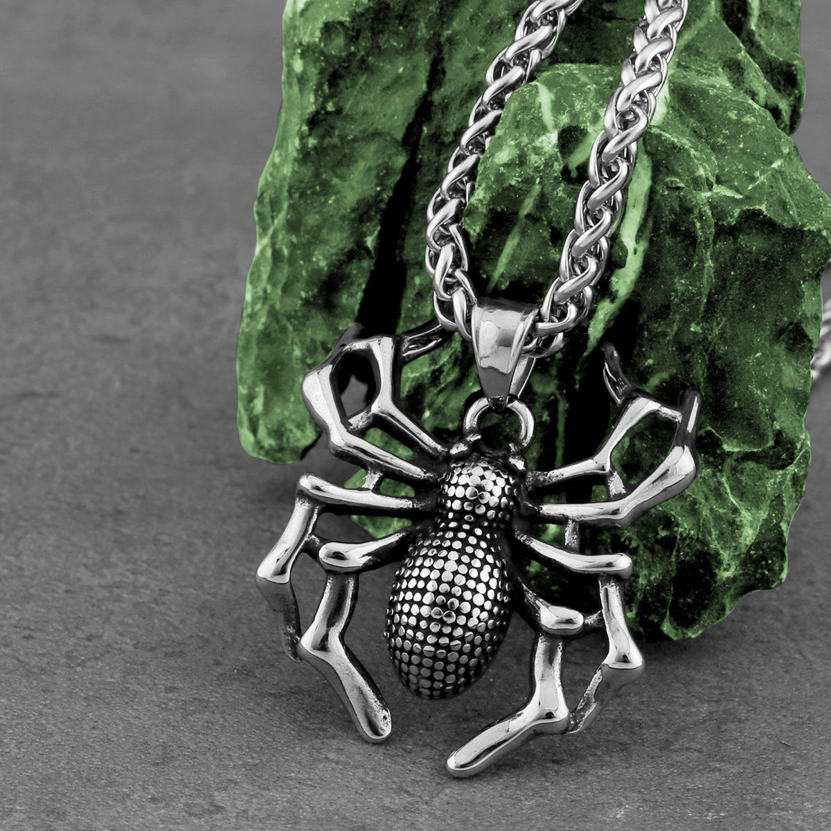 Gothic Spider Necklace – Stainless Steel Arachnid Pendant – Dark Gothic Jewelry Gift for Men & Women