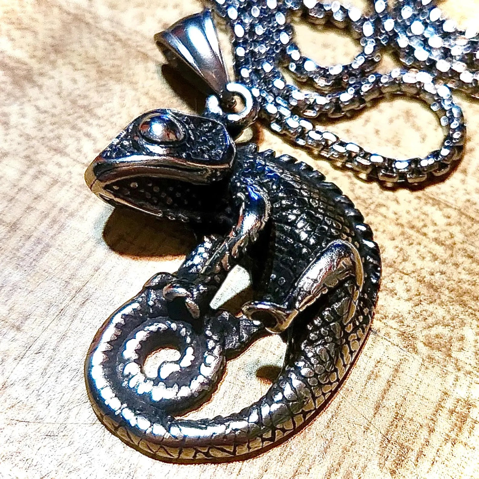 Chameleon Necklace, Lizard Pendant, Reptile Lover Gifts, Stainless Steel Necklace, Birthday Gift, Cool Necklace Pendant, Wildlife Jewelry